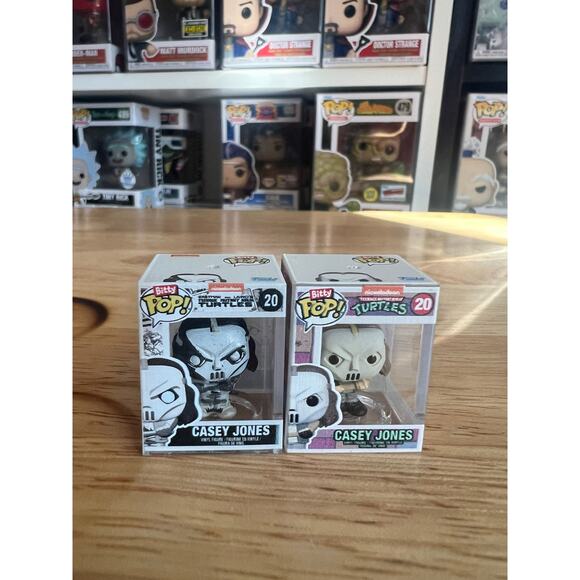 2 CHASE Casey Jones Funko Bitty Pops SDCC 4000 PIECE TMNT B&W Ninja Turtles